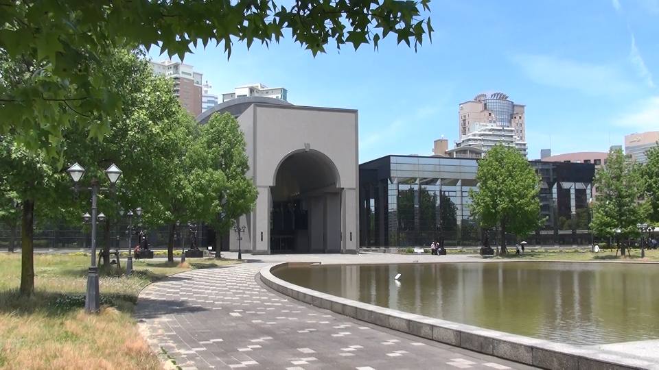 福岡市博物館の外観
